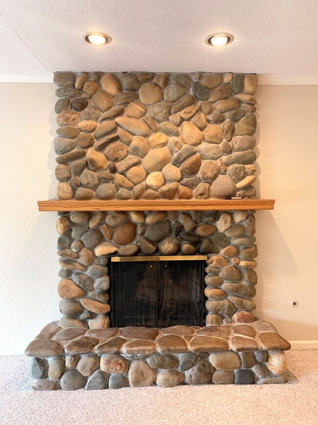 Building Photo - Coming Soon! Beautiful Gated Community in ...