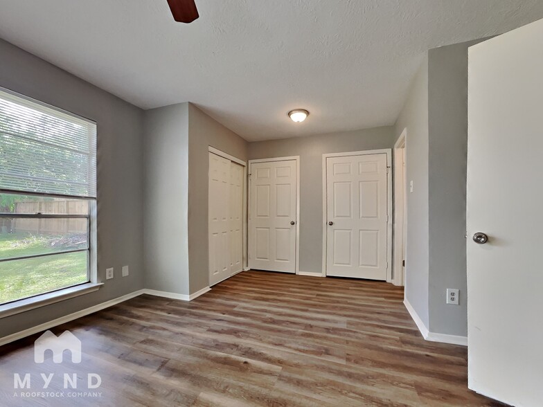 Building Photo - 19723 Edensborough Dr