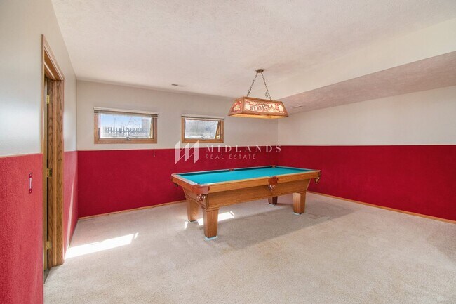 Building Photo - Castle Ridge 5 Bedroom Ranch