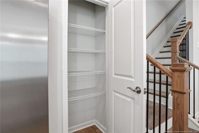 Building Photo - 1952 Dapple Dr