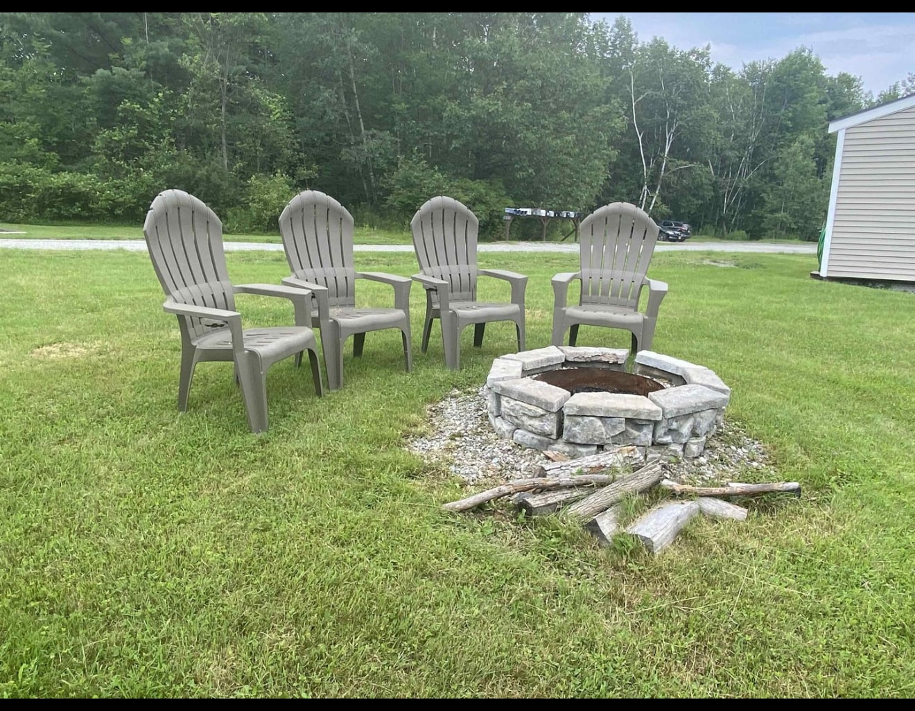 Building Photo - 708 Butternut Hill Rd