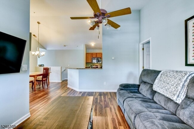 Building Photo - 5803 Tudor Dr