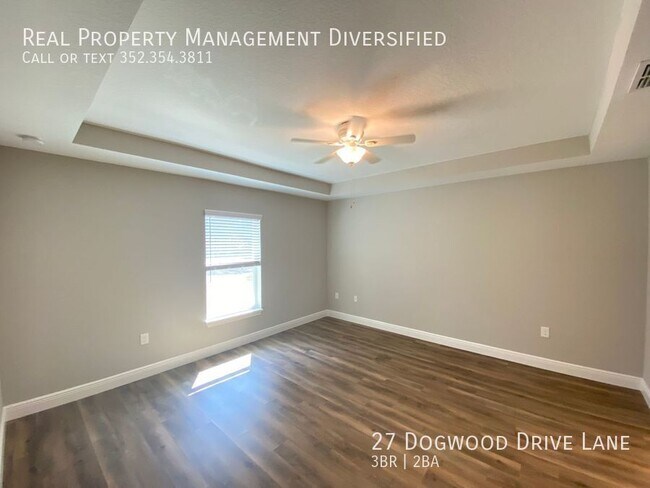 Building Photo - 27 Dogwood Dr Ln