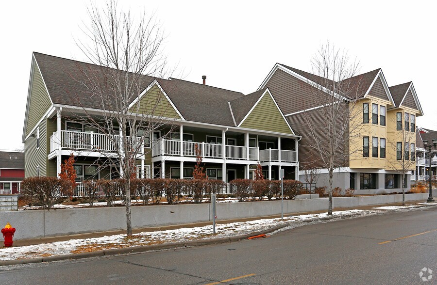 Saint Albans Park 665 Selby Ave Saint Paul MN 55104 Apartment Finder