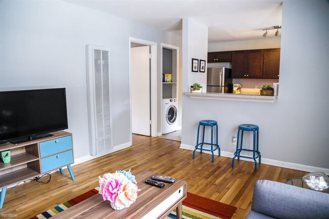 Building Photo - 480 Peachtree Hills Ave NE