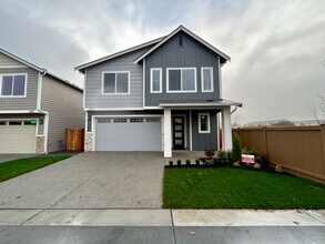 Building Photo - Stunning BRAND NEW 3 bed 2.5 bath home in Marysville