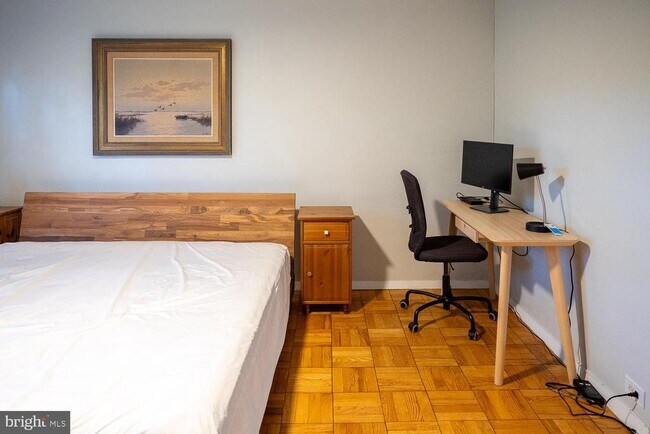 Building Photo - 3626 Gunston Rd