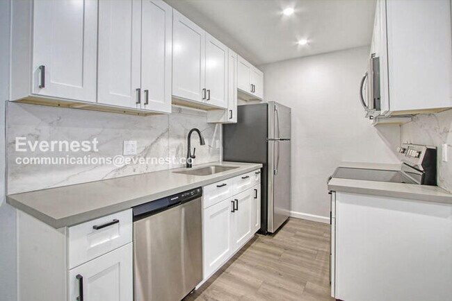 Building Photo - 2635 Hayden Rd