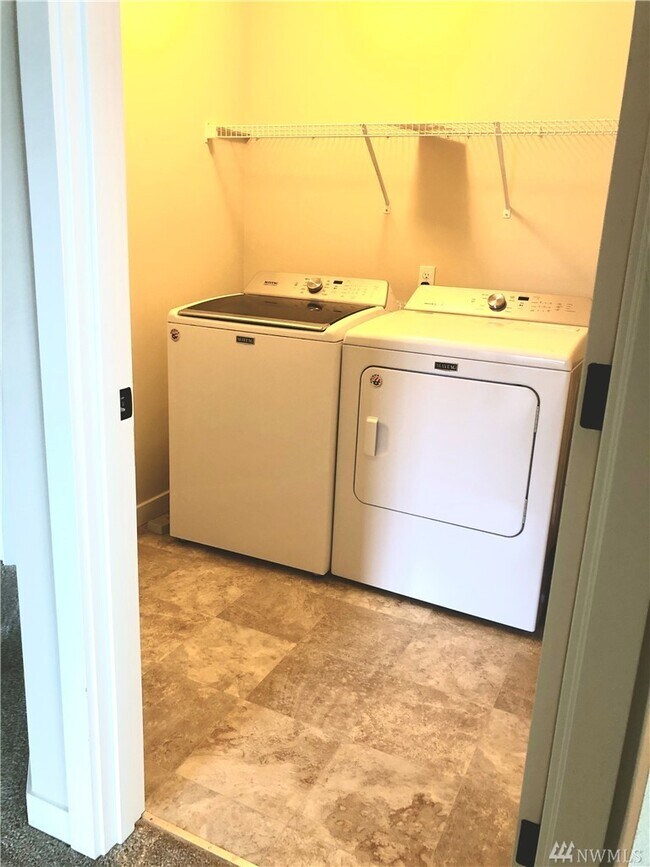 Building Photo - 20309 79th St Ct E