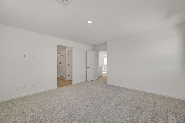 Building Photo - 8532 W Agate Ave