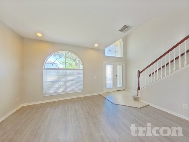 Building Photo - 9540 Baton Rouge Ln