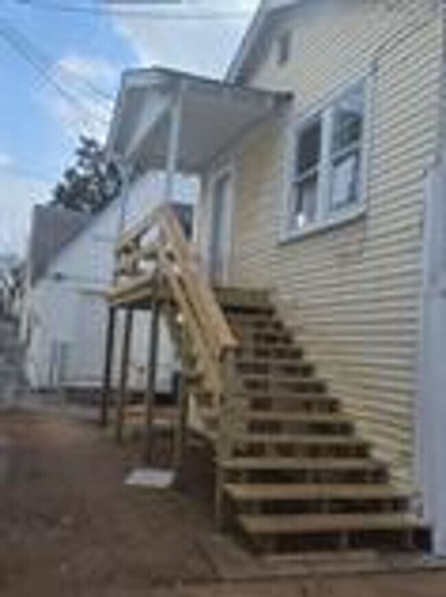 Building Photo - 4517 S Shields Blvd