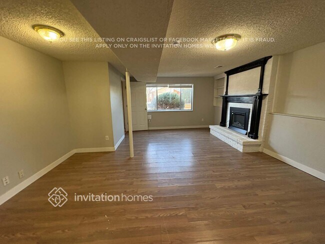 Building Photo - 10240 Benton St