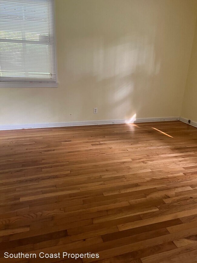 Building Photo - 3 br, 2 bath House - 109 Harrison Drive