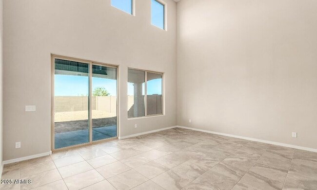 Building Photo - 19754 W Palo Verde Dr