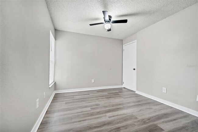 Building Photo - 7865 Sugar View Ct