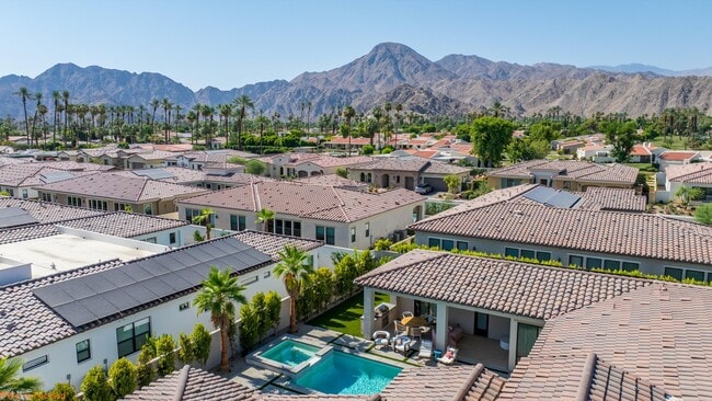 Building Photo - 75147 Palisades Pl