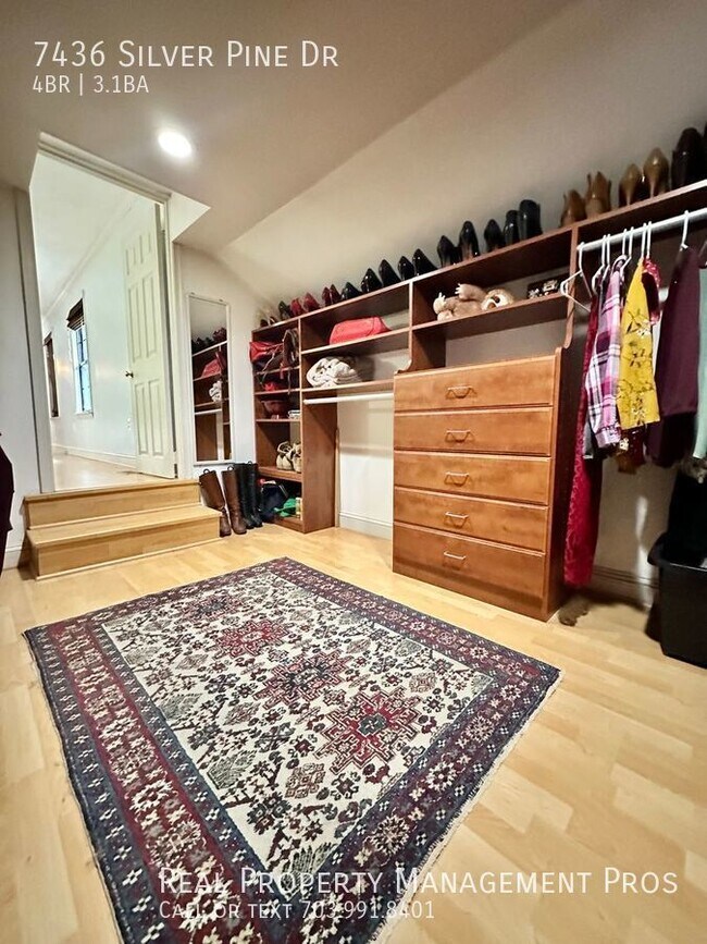 Building Photo - 7436 Silver Pine Dr