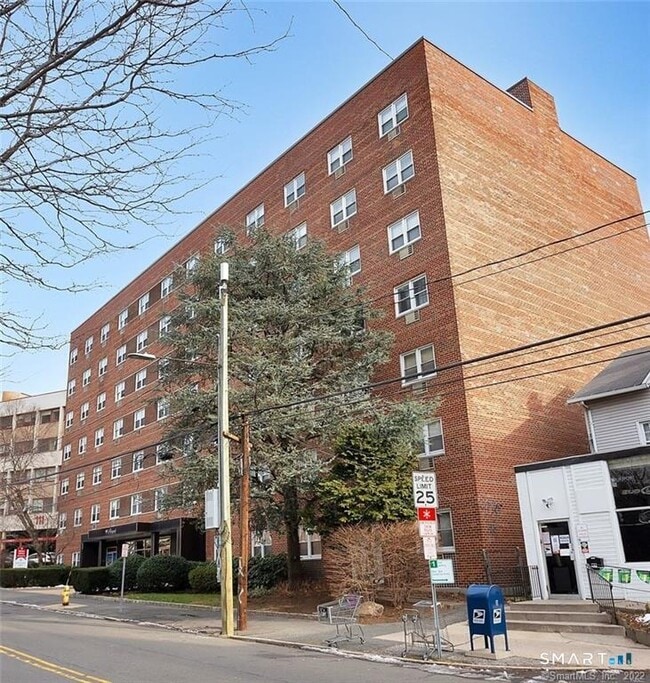 Building Photo - 99 Prospect St