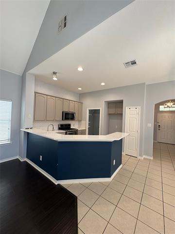Building Photo - 933 Wenk Ct