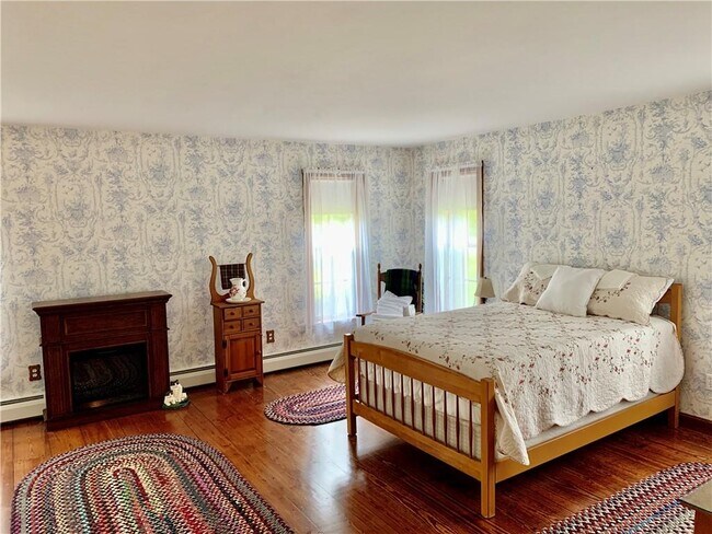 Building Photo - 6 Butts Rock Rd