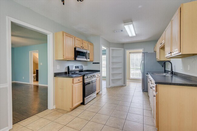 Building Photo - 630 Citation Ct