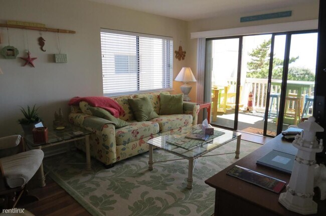 Building Photo - 1 br, 2 bath Condo - 1411 Lake Park Blvd S