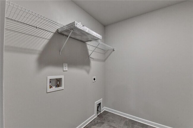Building Photo - 461 Paxton LN