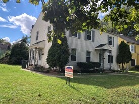 Building Photo - 2889 Bellwood Ave