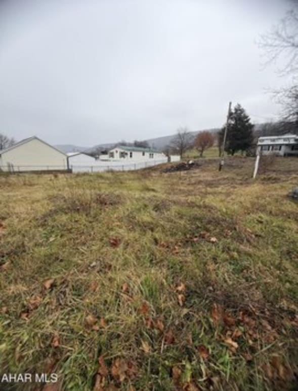 Building Photo - 5360 E Pleasant Valley Blvd