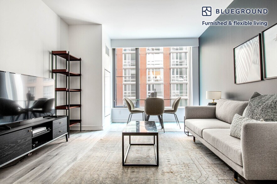 Primary Photo - 949 1st St SE