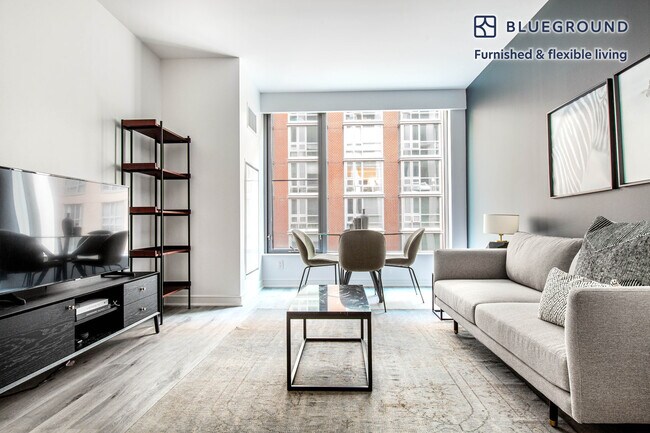 Building Photo - 949 1st St SE