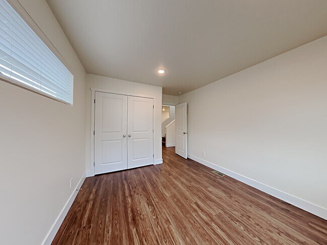 Building Photo - 33090 Cypress Avenue SE