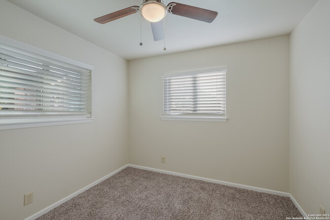 Building Photo - 12202 Valley Oak