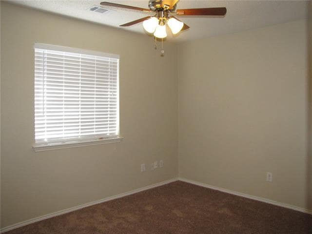 Building Photo - 3817 Rolling Hills Dr