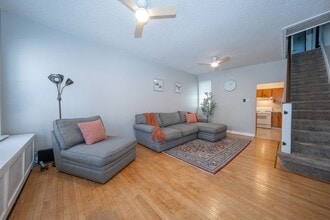 Building Photo - 418 Harlan St