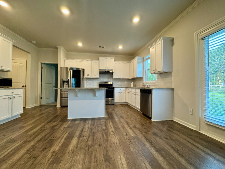 Building Photo - 231 Sienna Bluff
