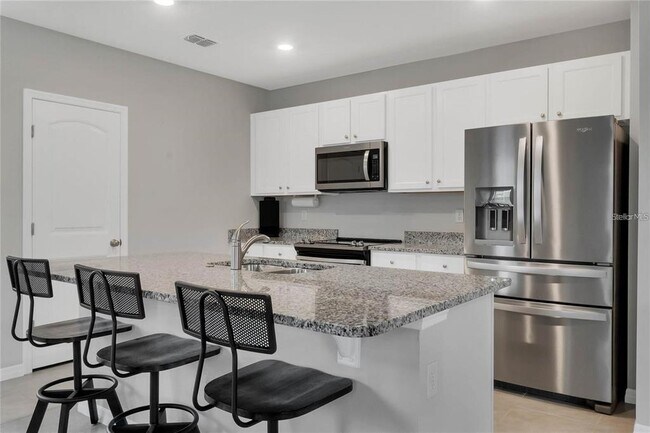 Building Photo - 11062 Great Rock St