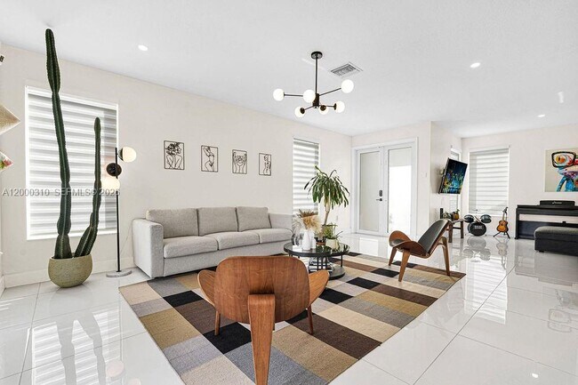 Building Photo - 16373 SW 30th St