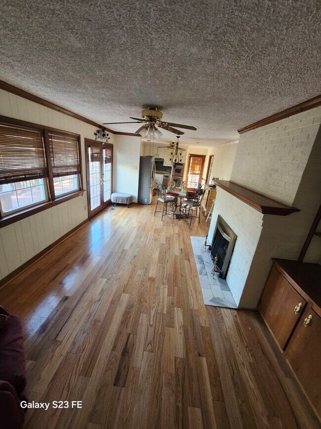 Building Photo - 8109 Concho Rd