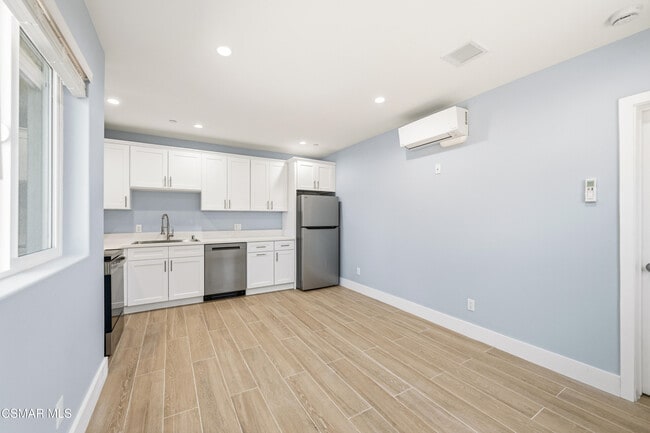 Building Photo - 13104 Filmore St