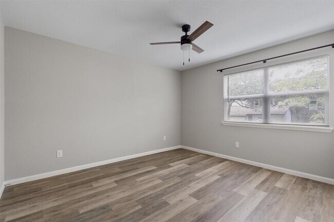Building Photo - 701 Ramble Ln