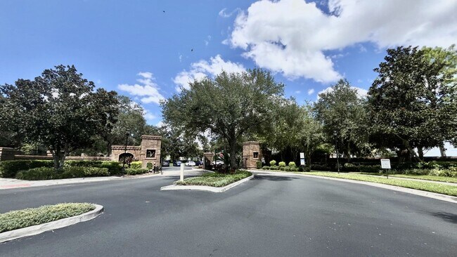 Building Photo - 4971 Pond Ridge Dr