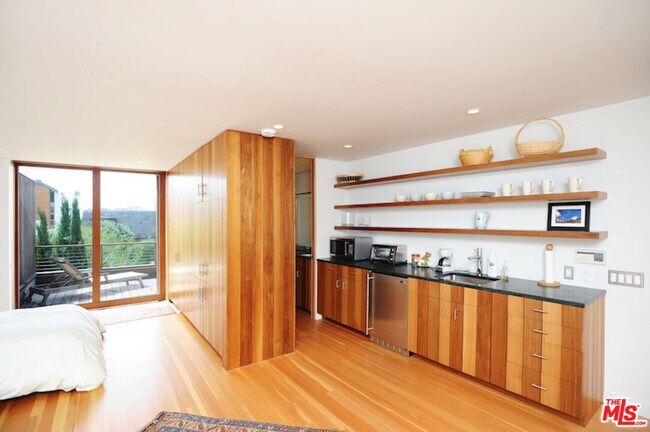 Building Photo - 23752 Malibu Rd