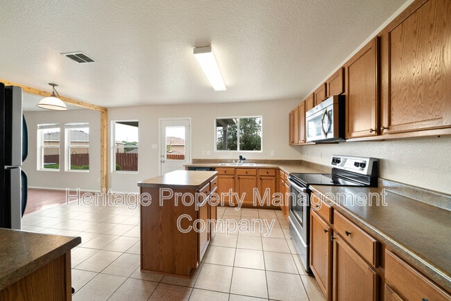 Building Photo - 3815 Mahogany Cove