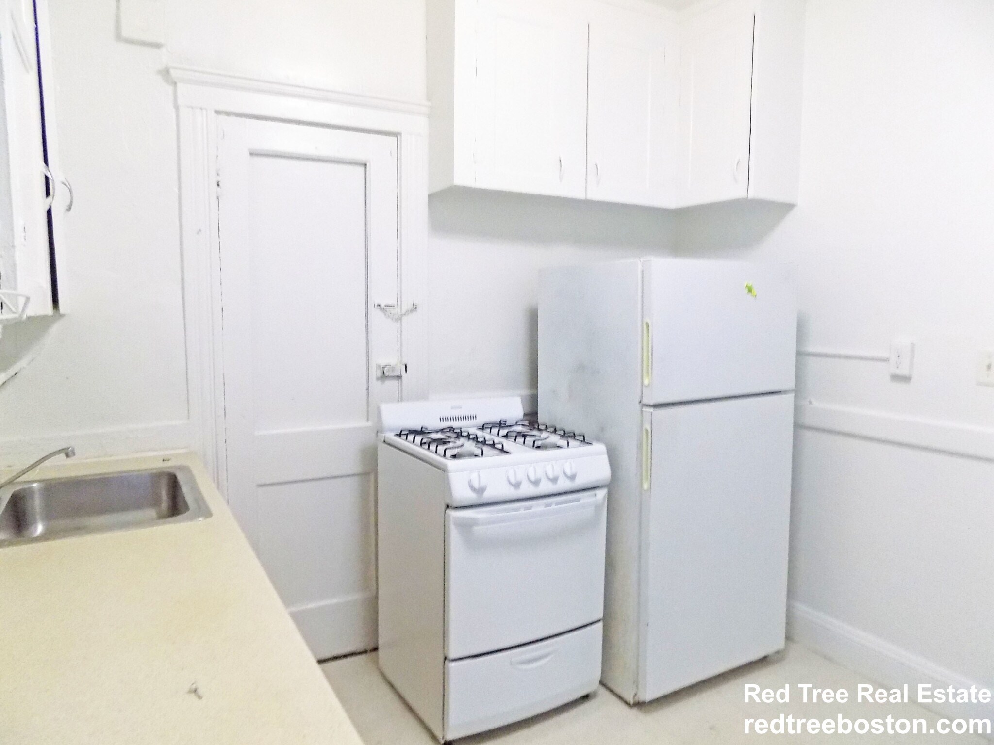 Building Photo - 119 Sutherland Rd