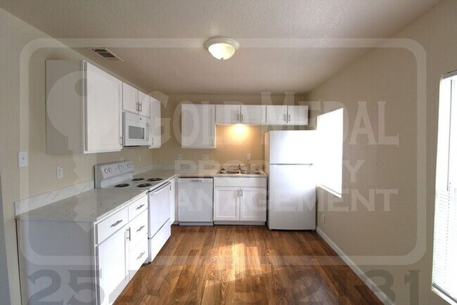 Building Photo - Now Leasing – 1103 S 5th Street