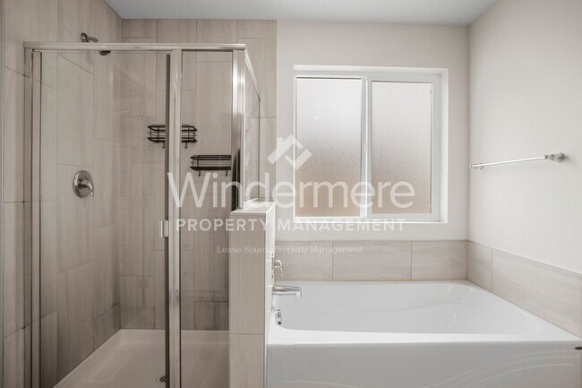 Building Photo - * COMING SOON 09/09/2025* LIberty Lake 4 b...