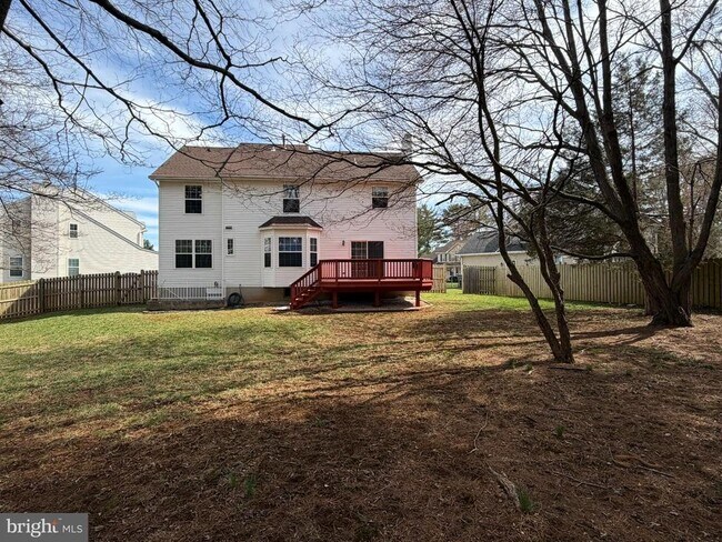 Building Photo - 506 Summervale Ct