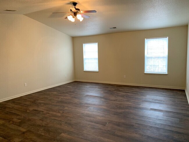 Building Photo - 20959 Harbor Ln
